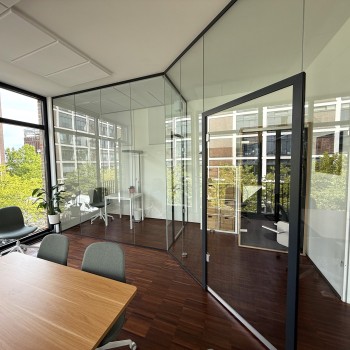 Glastrennwand 08