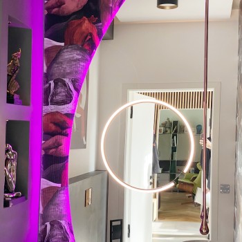 Spiegel Model Hinterleuchtet